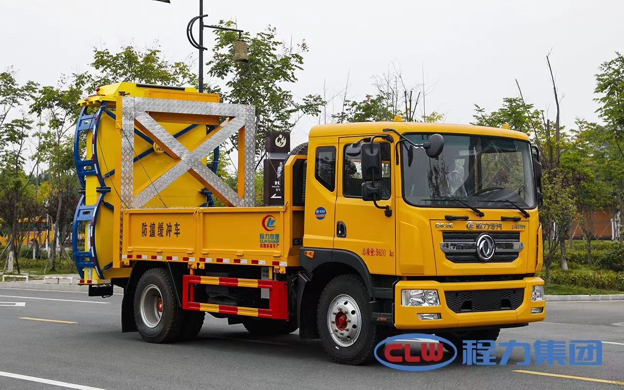 100K防撞緩沖車-程力東風(fēng)多利卡D9防撞緩沖車廠家價格